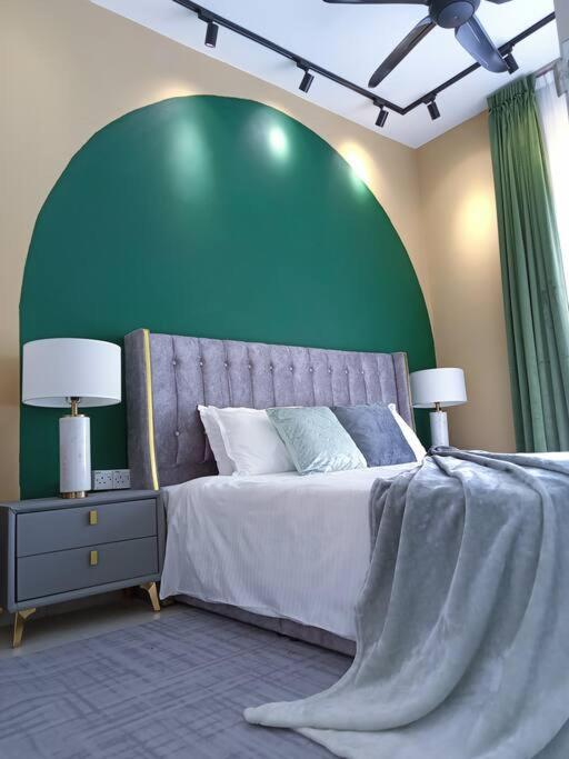 Apartment Cozyhome Unique Colourblock