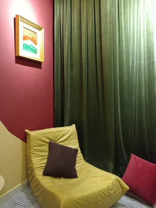 Cozyhome Unique Colourblock Apartment